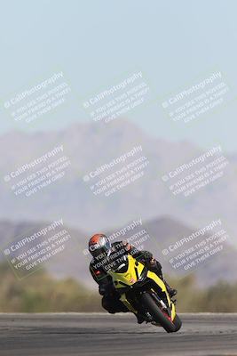 media/Oct-26-2025-Race Pace (Sun) [[c1447ca738]]/Non Verified (1st 20 Minutes of every Hour)/4-Turn 14 (1110am)/